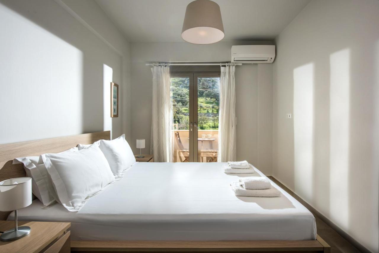 Caravel Apartments Stalis Exterior foto